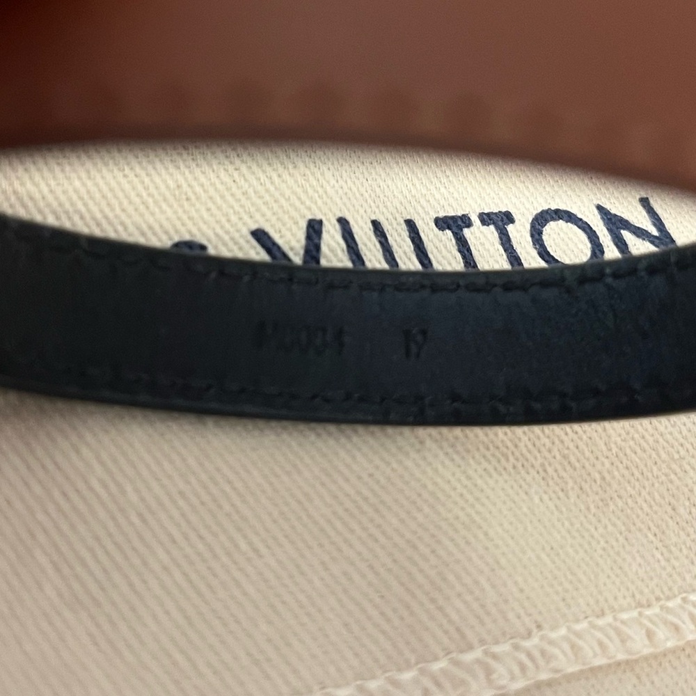 SOLD-Louis Vuitton LV Iconic Bracelet - Picture 5 of 5